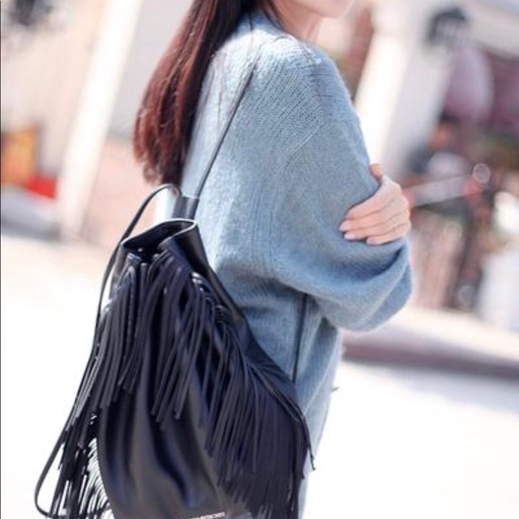 *SOLD*Victoria’s Secret black leather fringe bag - Picture 5 of 5